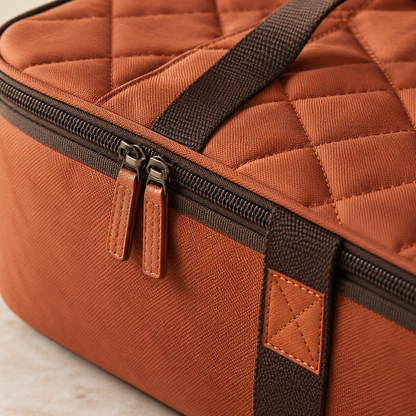 Insulated Casserole Carrier — detail